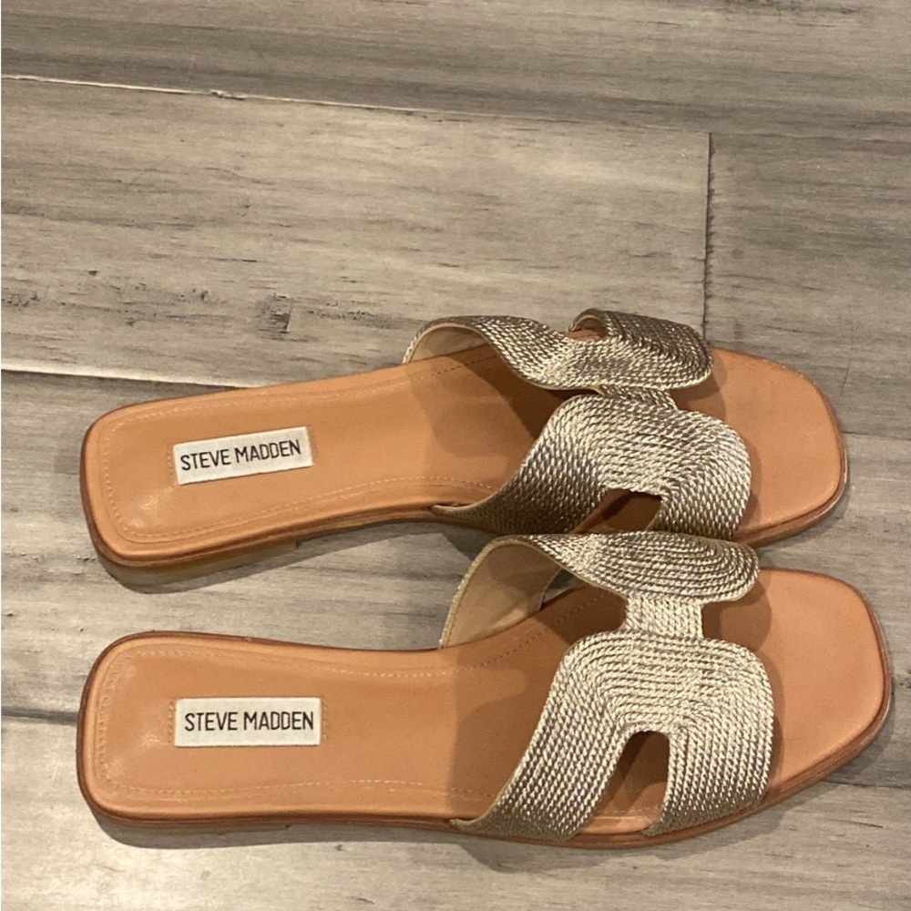 Steve Madden Women's Metallic Gold and Tan Sandals